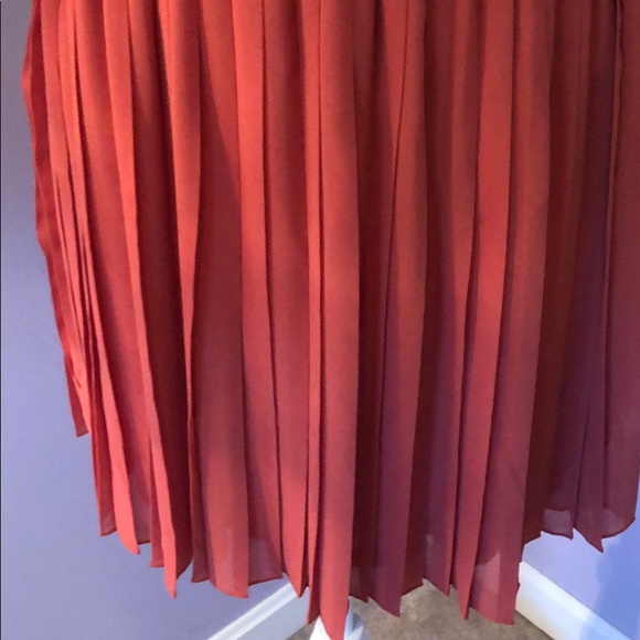 Rust Orange cinched waist dress - Picture 3 of 4